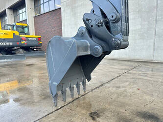 2010-volvo-ec55b-1403940-44878868