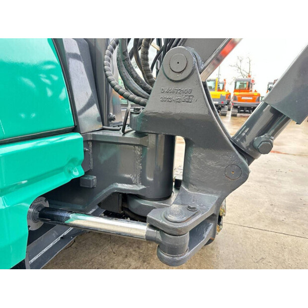 2016 اي اتش اي 50V4-44878996