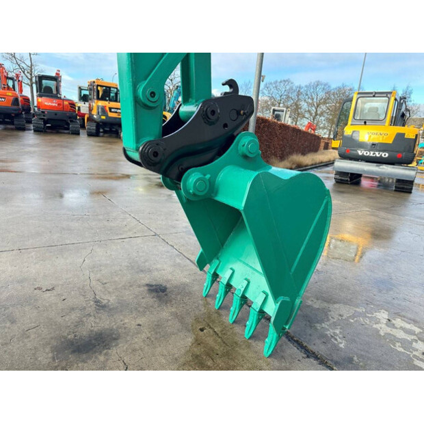 2017 اي اتش اي 55NSL-44879029