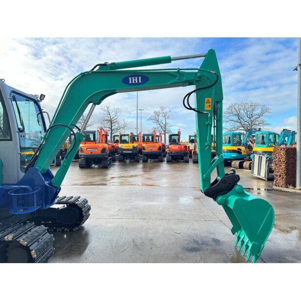 2017 اي اتش اي 55NSL-44879033