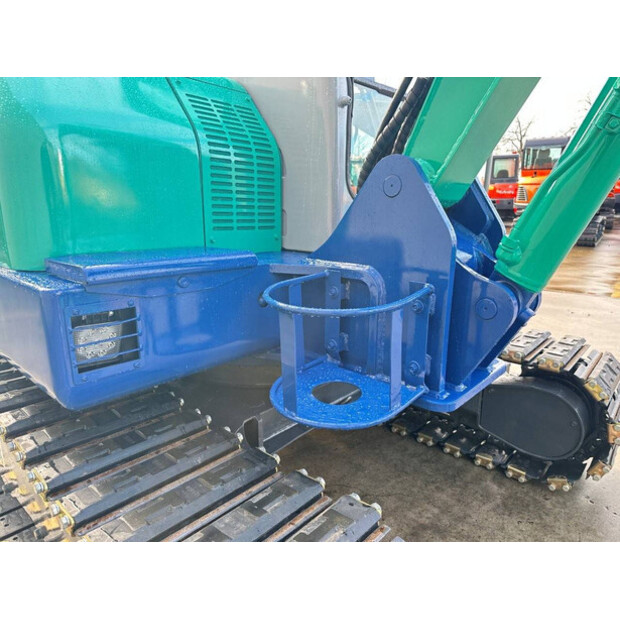 2017 اي اتش اي 55NSL-44879034