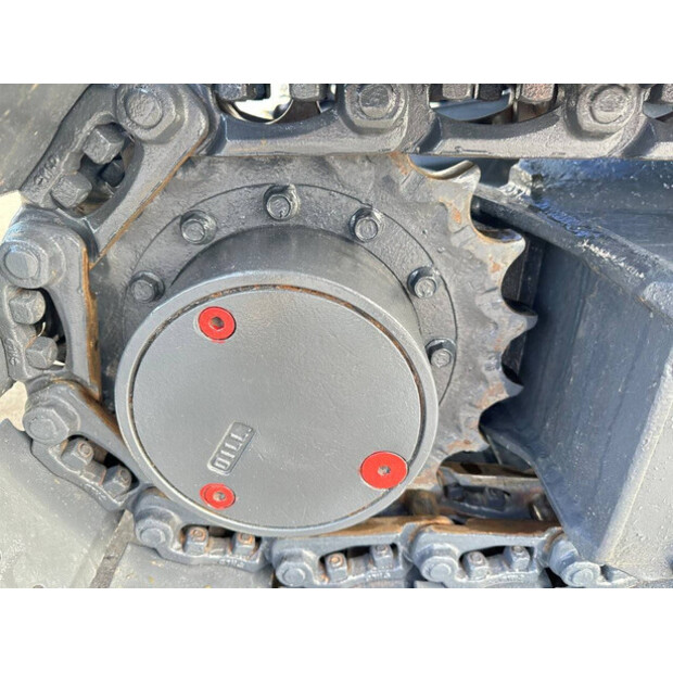 2017 اي اتش اي 55NSL-44879038