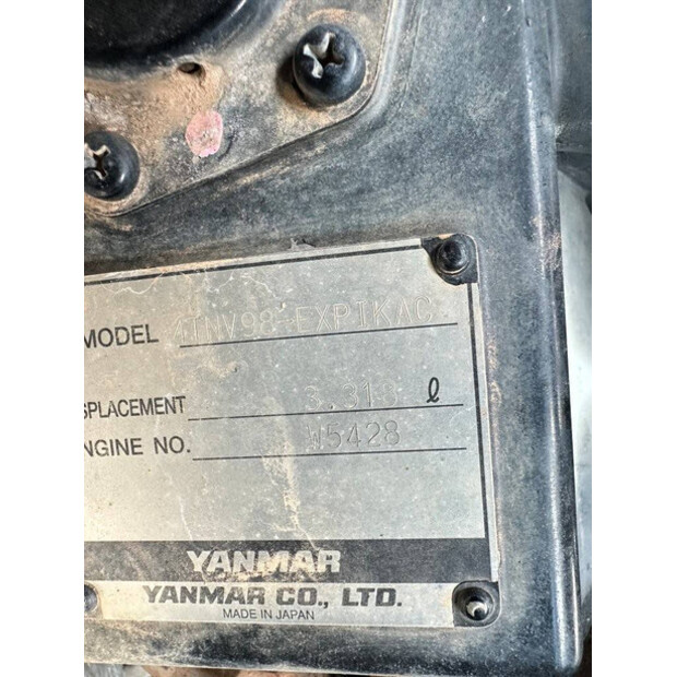 2017 اي اتش اي 55NSL-44879049