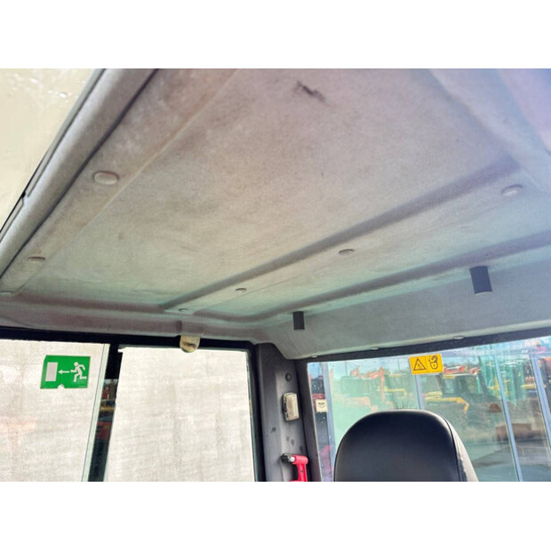 2017 اي اتش اي 55NSL-44879052