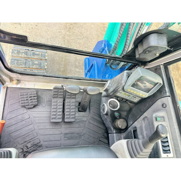 2017 اي اتش اي 55NSL-44879055