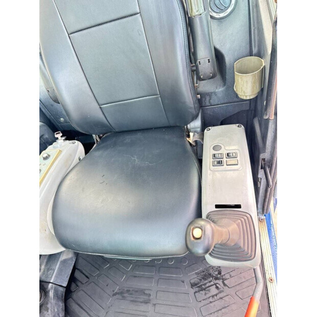 2017 اي اتش اي 55NSL-44879056