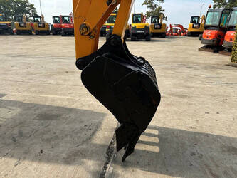 2009-jcb-8056-1403947-44879139