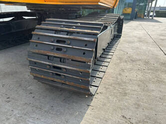 2009-jcb-8056-1403947-44879144