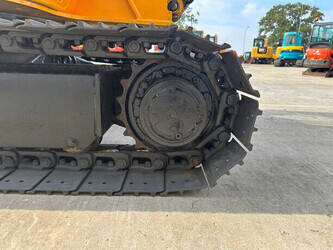 2009-jcb-8056-1403947-44879147