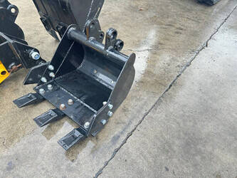 2025-vicsec-vc13-r-1403949-44879216