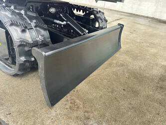 2025-vicsec-vc13-r-1403949-44879232