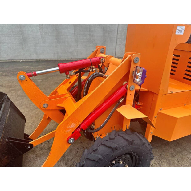 2025 ماك برو MP-L904-44879397