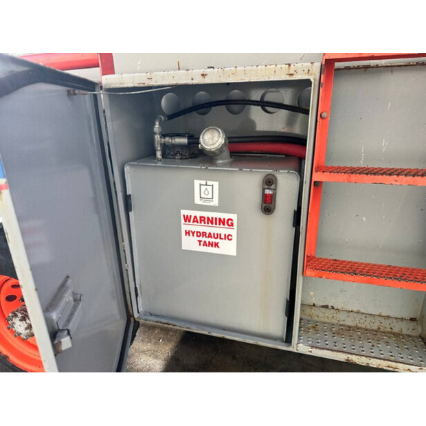 2009 SkyJack SJ-8841E-44879437