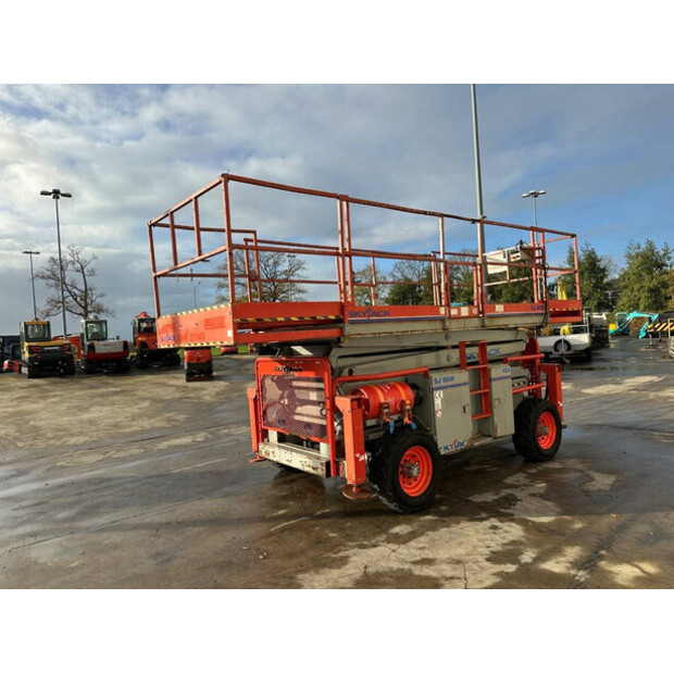 2009 SkyJack SJ-8841E-44879456