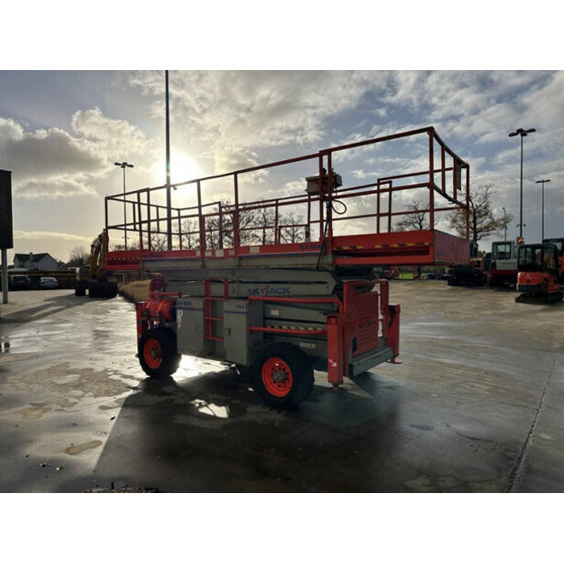 2009 SkyJack SJ-8841E-44879457