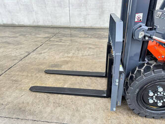 2025-machpro-mp-l38-44879505