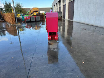 labounty-msd100-44879743