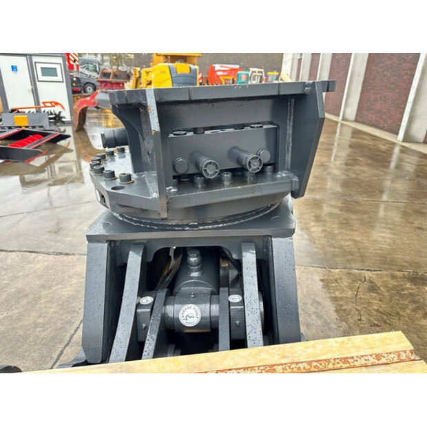 2025 MUSTANG GRP1000-44879901