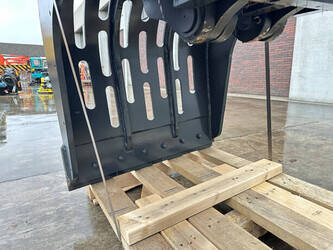 2025-mustang-grp1000-44879905