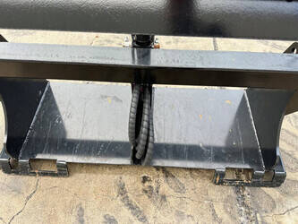 2025-giyi-fr70-1403975-44879964