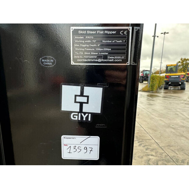 2025 Giyi FR70-44879965