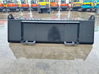 2025-giyi-gy-rr78-1403983-44880124