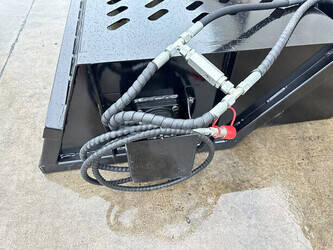 2025-giyi-gy-rr78-1403983-44880131