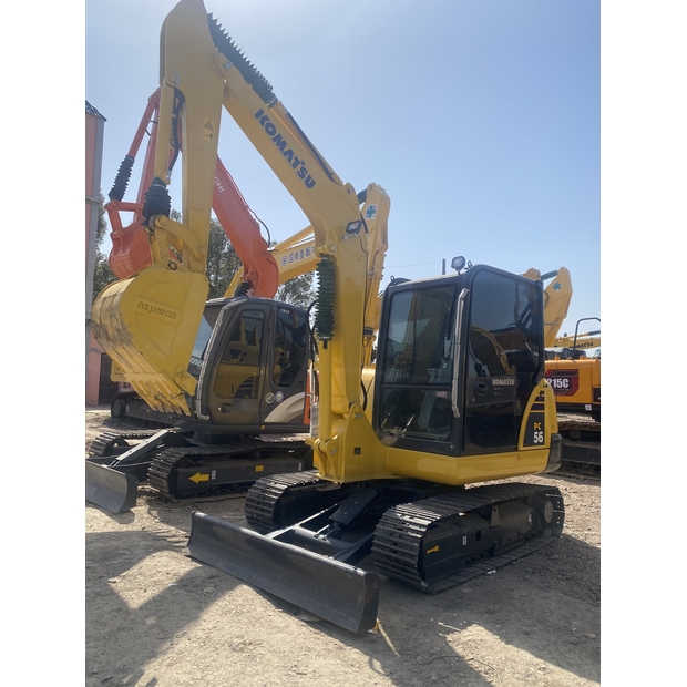2023 Komatsu PC56-44880250