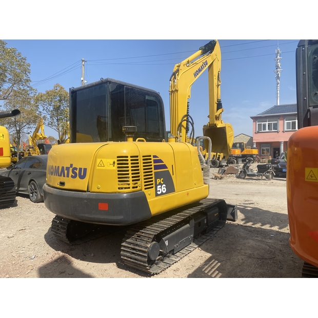 2023 Komatsu PC56-44880255