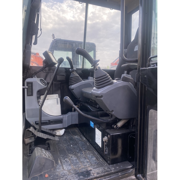 2024 Caterpillar 305.5 E2-44880329