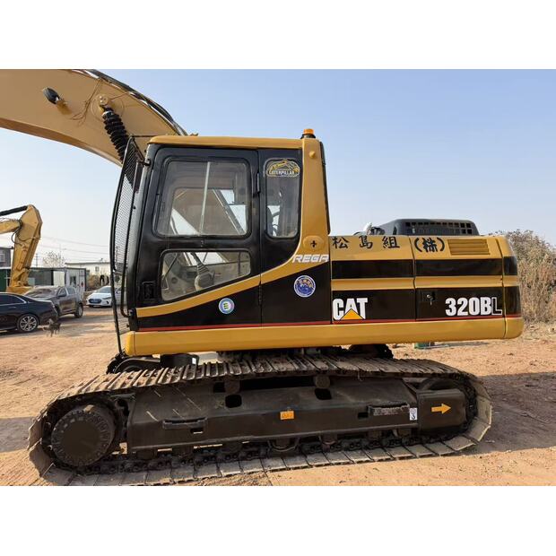 2017 كاتربيلر 320BL-44880512