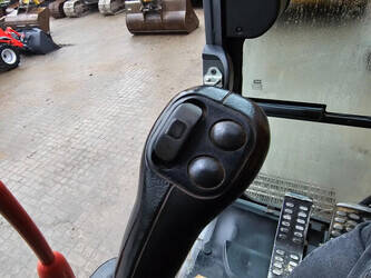 2012-hitachi-zx210lcn-3-1403999-44880646