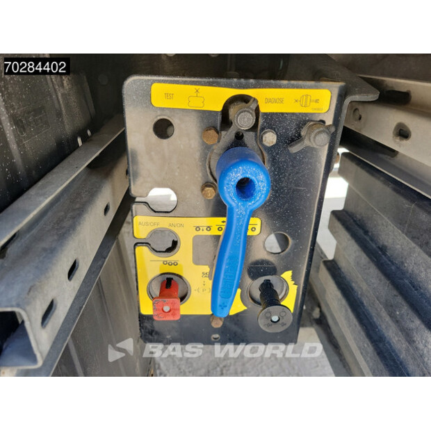 2018 Schmitz Cargobull SCB*S3B-44880836