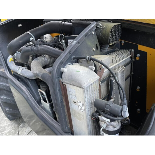 2015 JCB 531-70-44880891