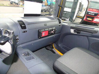 2013-scania-p400-1404006-44880907