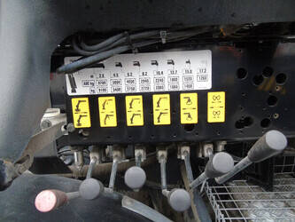 2013-scania-p400-1404007-44880981