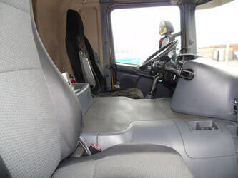 2013-scania-p400-1404007-44880986