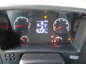 2013-scania-p400-1404007-44880998