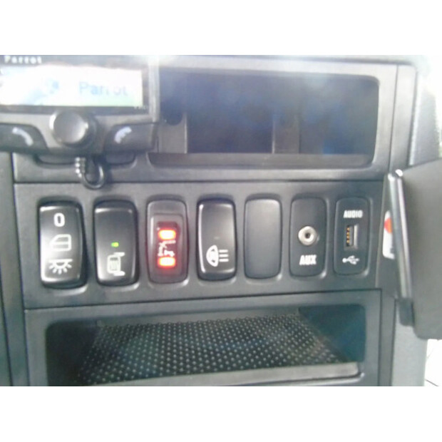 2013 Scania P400-44881003