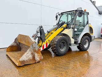 2018-wacker-neuson-kramer-8095-4-wheel-steering-bucket-forks-44881116