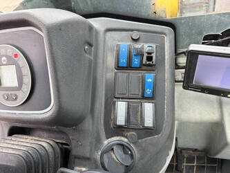 2018-wacker-neuson-kramer-8095-4-wheel-steering-bucket-forks-44881125