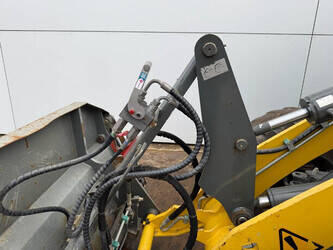 2018-wacker-neuson-kramer-8095-4-wheel-steering-bucket-forks-44881132