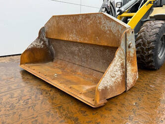 2018-wacker-neuson-kramer-8095-4-wheel-steering-bucket-forks-44881134