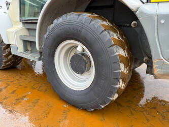 2018-wacker-neuson-kramer-8095-4-wheel-steering-bucket-forks-44881138