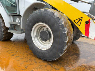 2018-wacker-neuson-kramer-8095-4-wheel-steering-bucket-forks-44881140