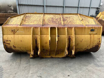 2017-caterpillar-950k-1404039-44881451