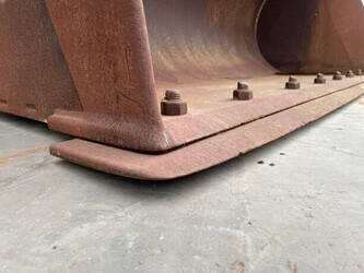 2017-caterpillar-950k-1404039-44881457