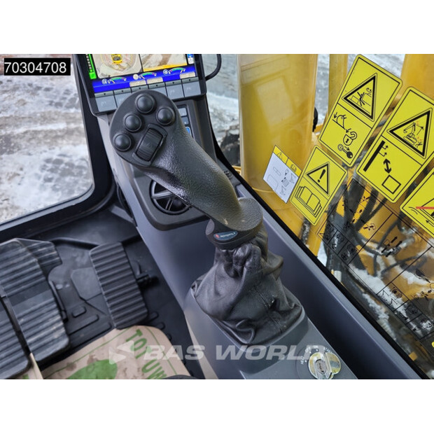 2022 Komatsu PC210LC-11E0-44882151