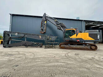 Image for TRACKED EXCAVATORS 2016 Volvo EC380E HR UHD