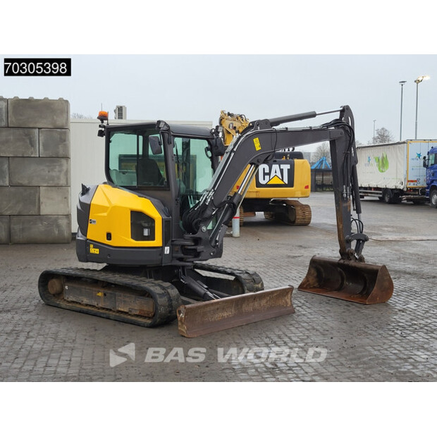 2021 فولفو ECR50F-44882880